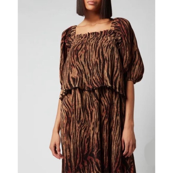 NWT GANNI Pleated Georgette Midi Dress Tigers Eye Size 36 US Size 4‎ Printed - Picture 3 of 17